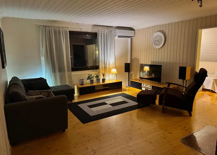 Penthouse Apartment *